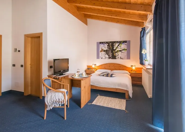 Hotell Sport Alpina 4*
